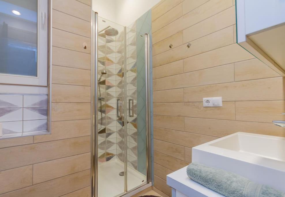 Soho Heartbeat Hideaway By Nw