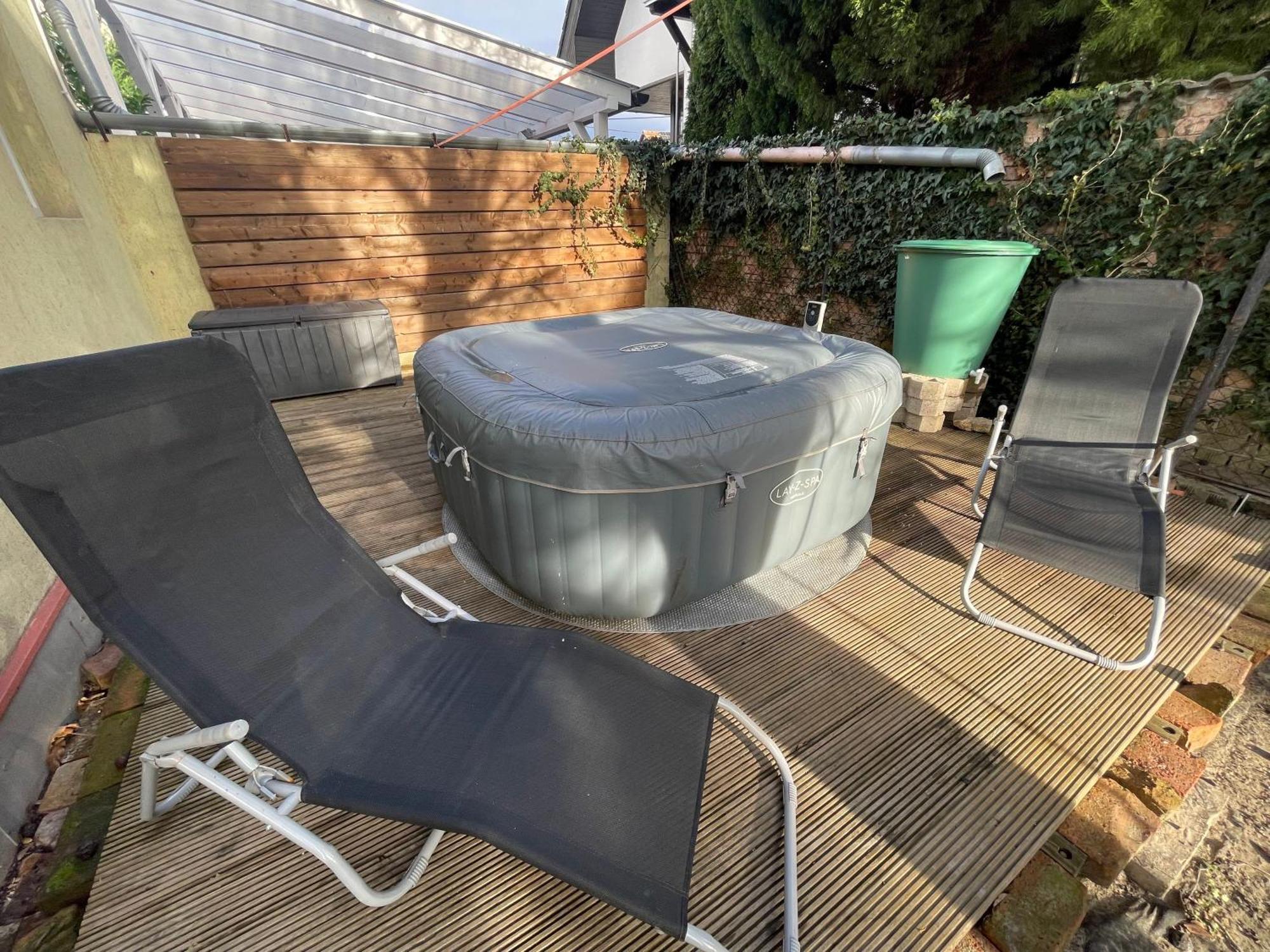 4 Guests: River & Garden Charm Budapeszt