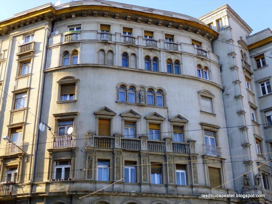 Central Buda Comfort Apartamento *