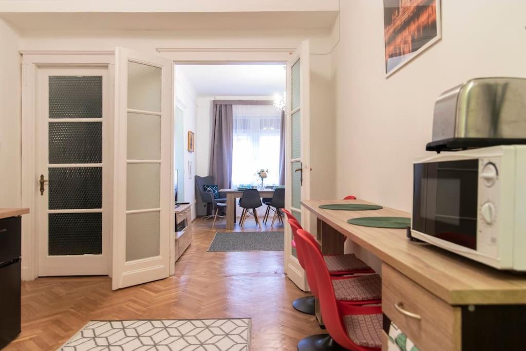 Central Buda Comfort Apartamento Budapest