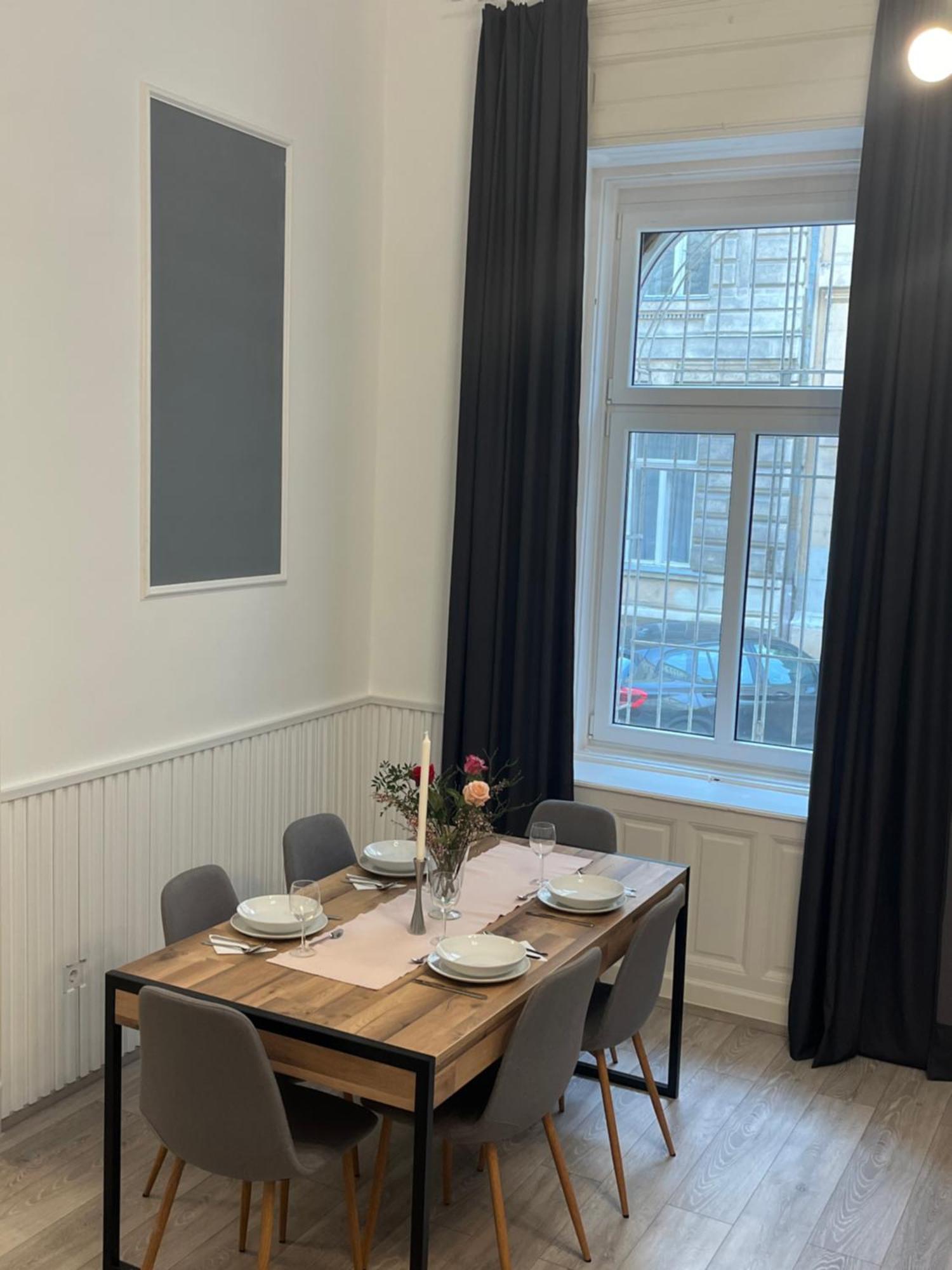 Apartament E 37 Downtown Whit Garage Opcional *