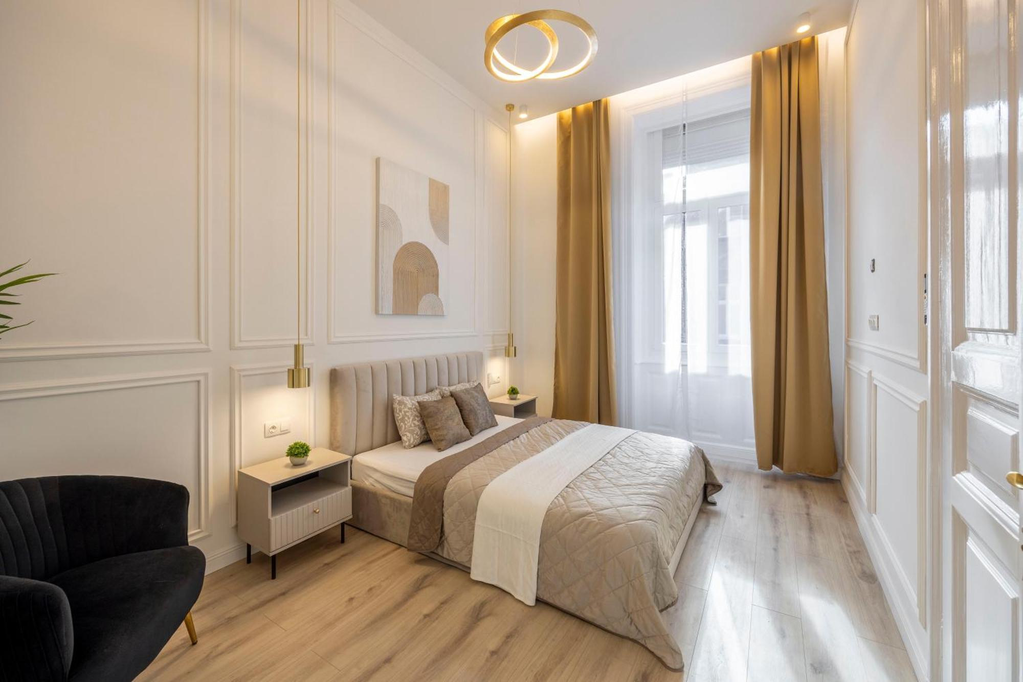 Exclusive & Prestigious W/ Balcony Appartement Boedapest