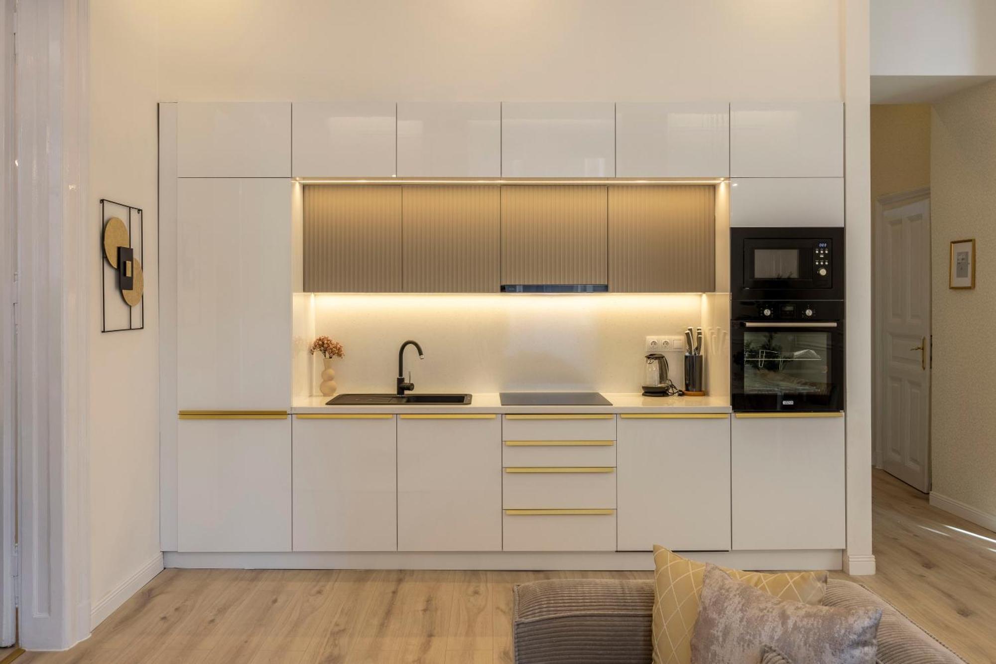 Appartement Exclusive & Prestigious W/ Balcony