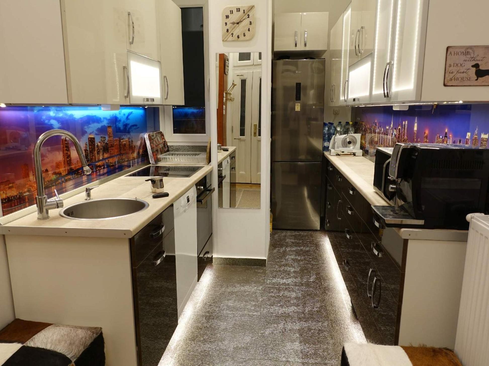 Opera View - Live In Luxury Budapest