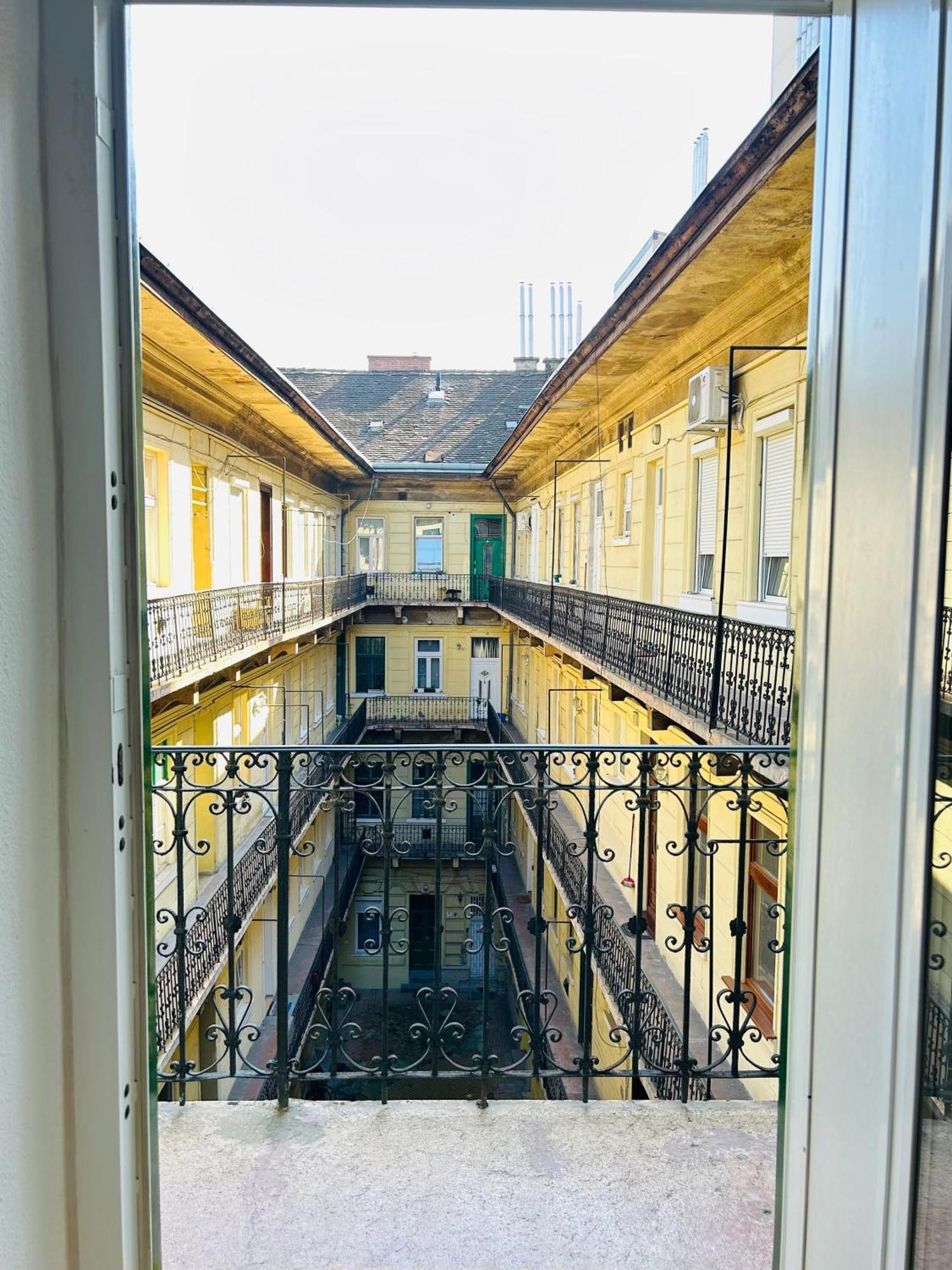 Rakoczi Boulevard 47 Budapeszt