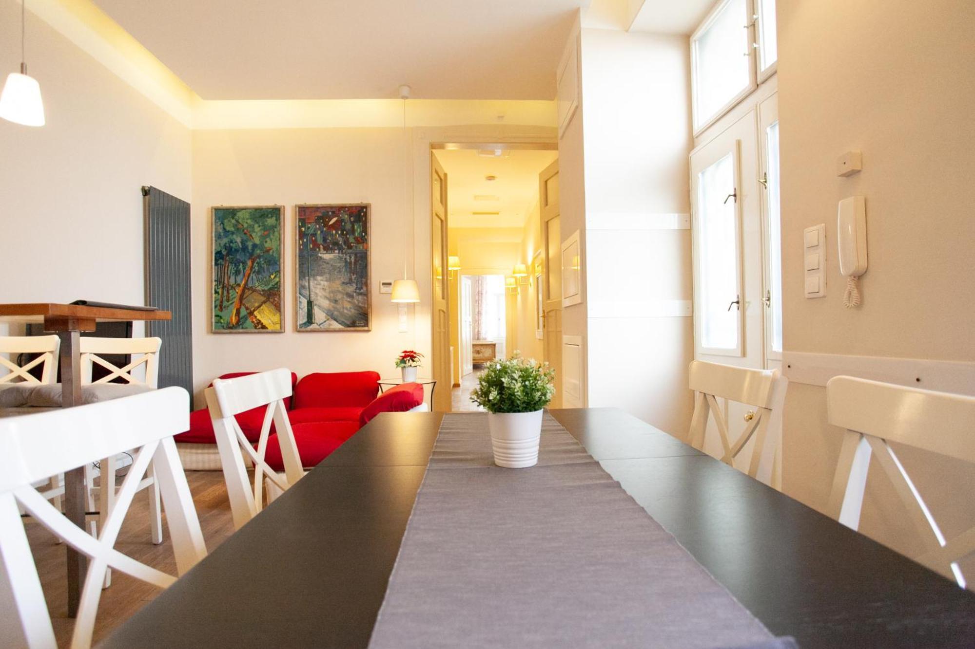 Elisabeth Apartment *