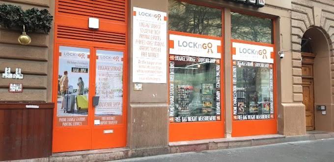 Small Cosy Near The Famous Westend Center Appartement Boedapest