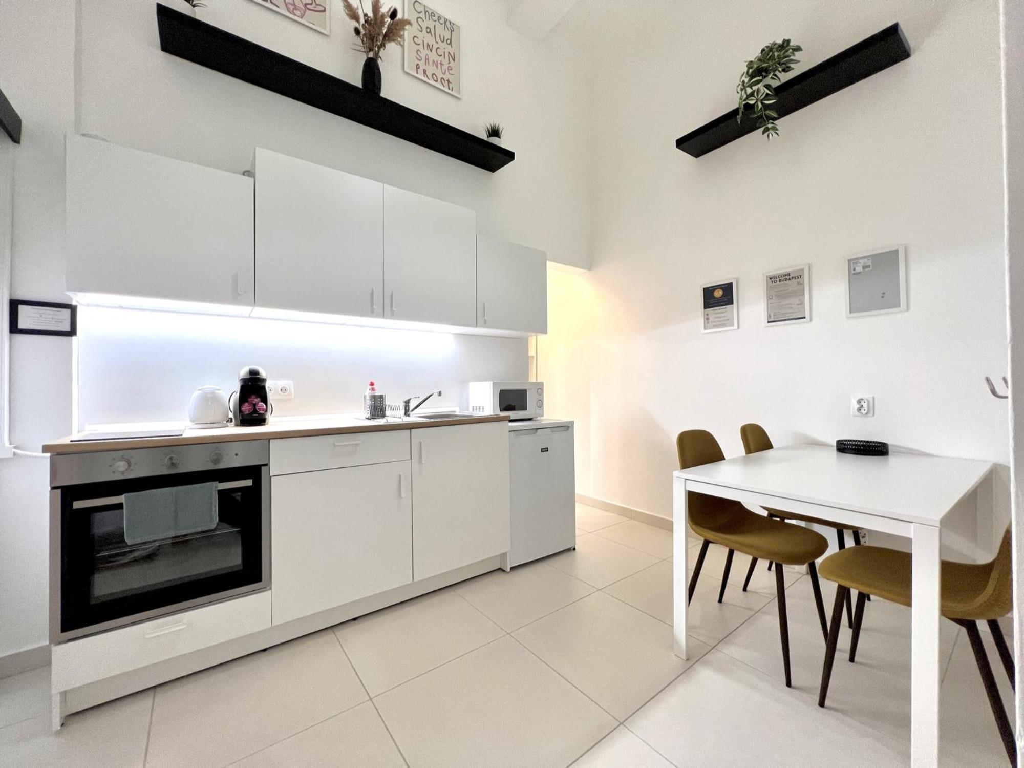 Apartmán Better Than Baross4 *