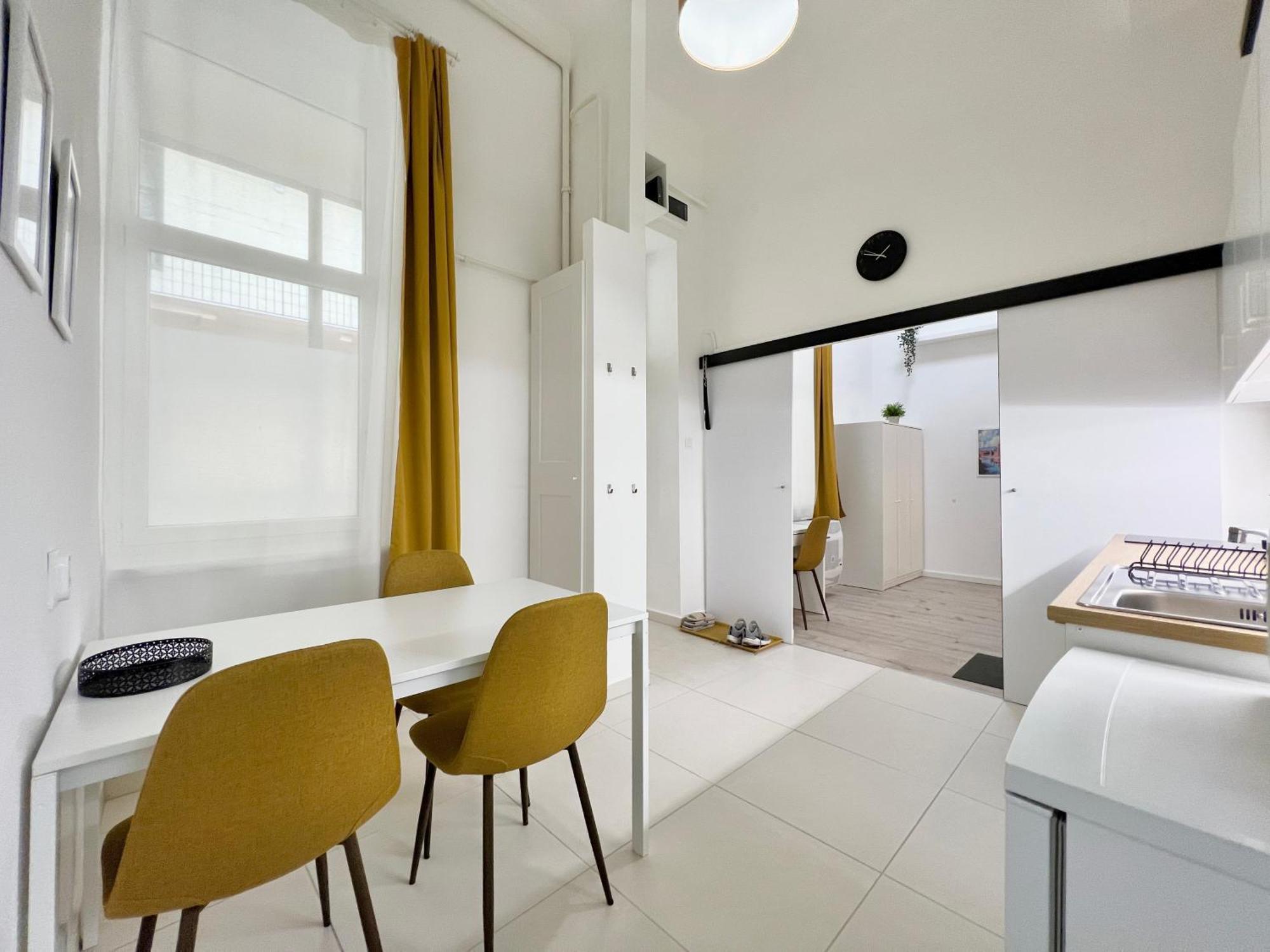 Apartmán Better Than Baross4 *