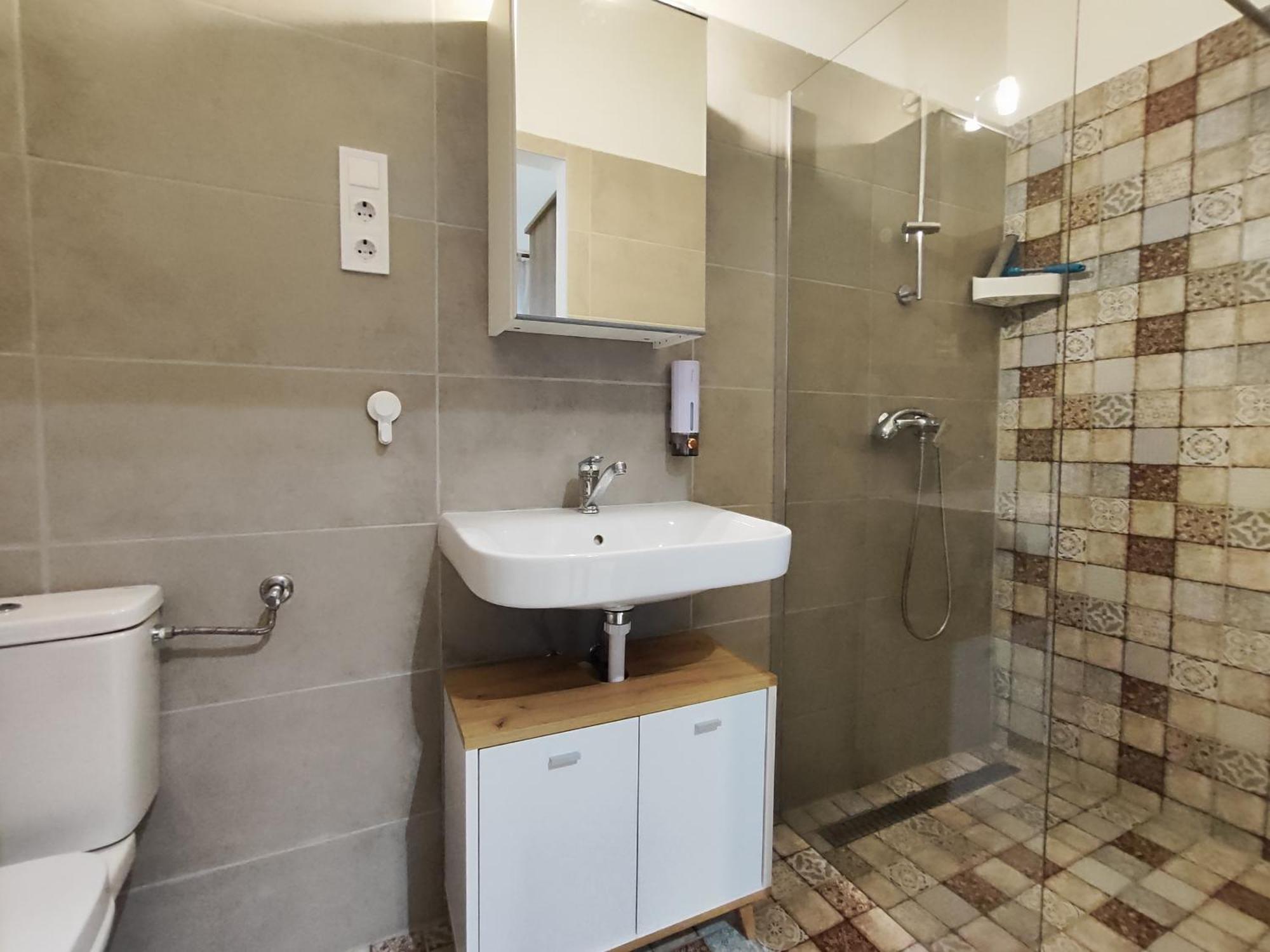 Charmhub Budapest: Your Stylish Sanctuary In The Heart Of The City *