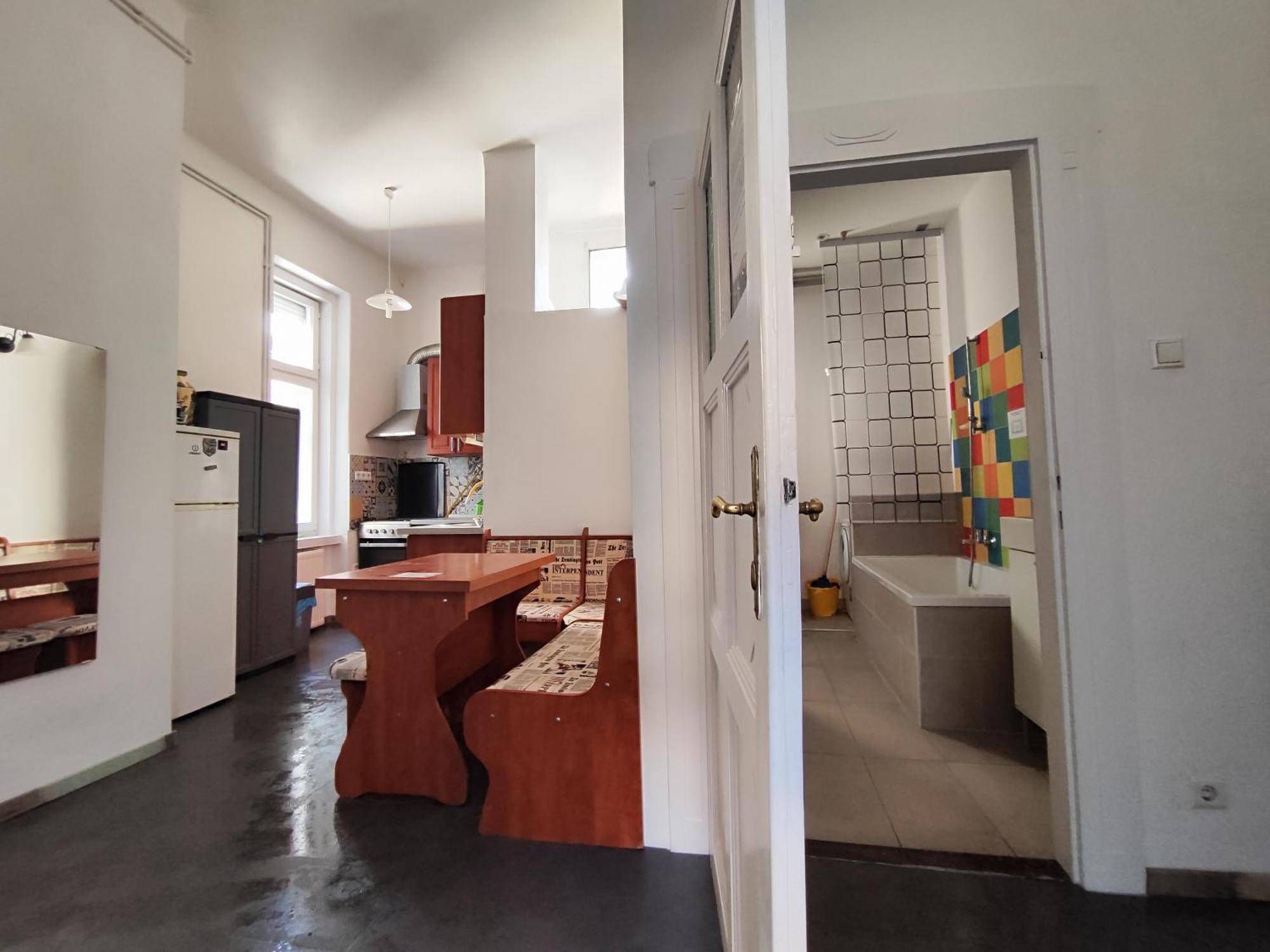 Charmhub Budapest: Your Stylish Sanctuary In The Heart Of The City Gæstehus Budapest