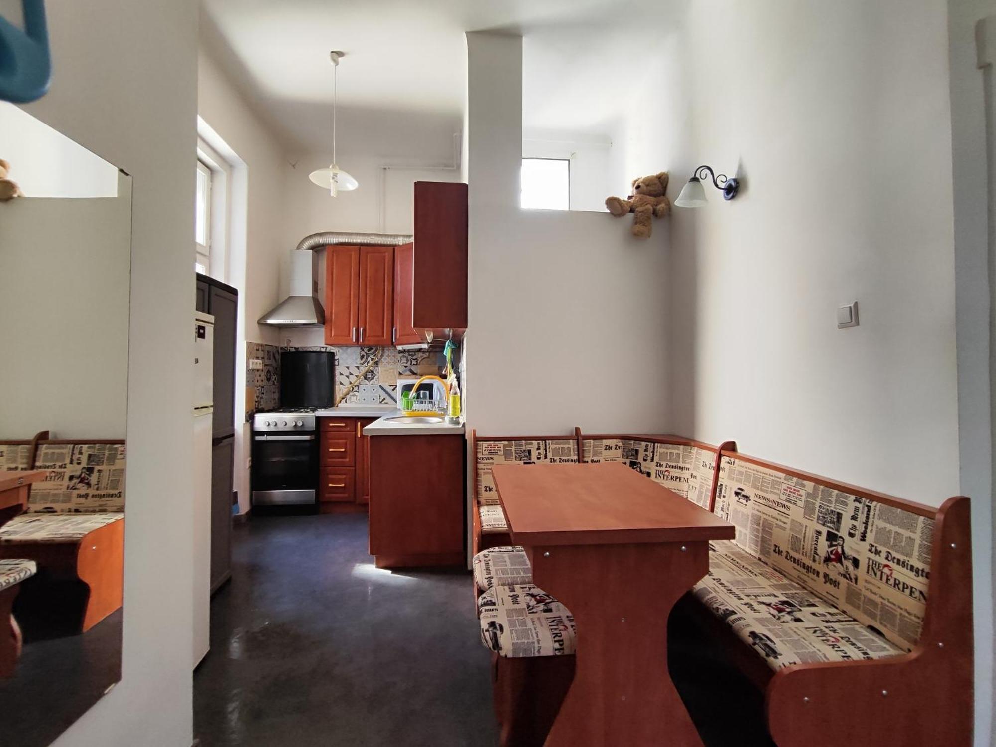 Charmhub Budapest: Your Stylish Sanctuary In The Heart Of The City * Budapest