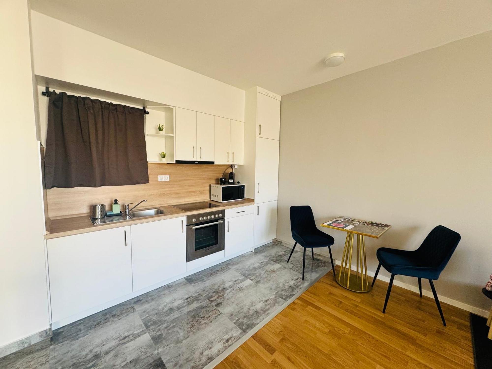 Apartment Bp-est Cp *