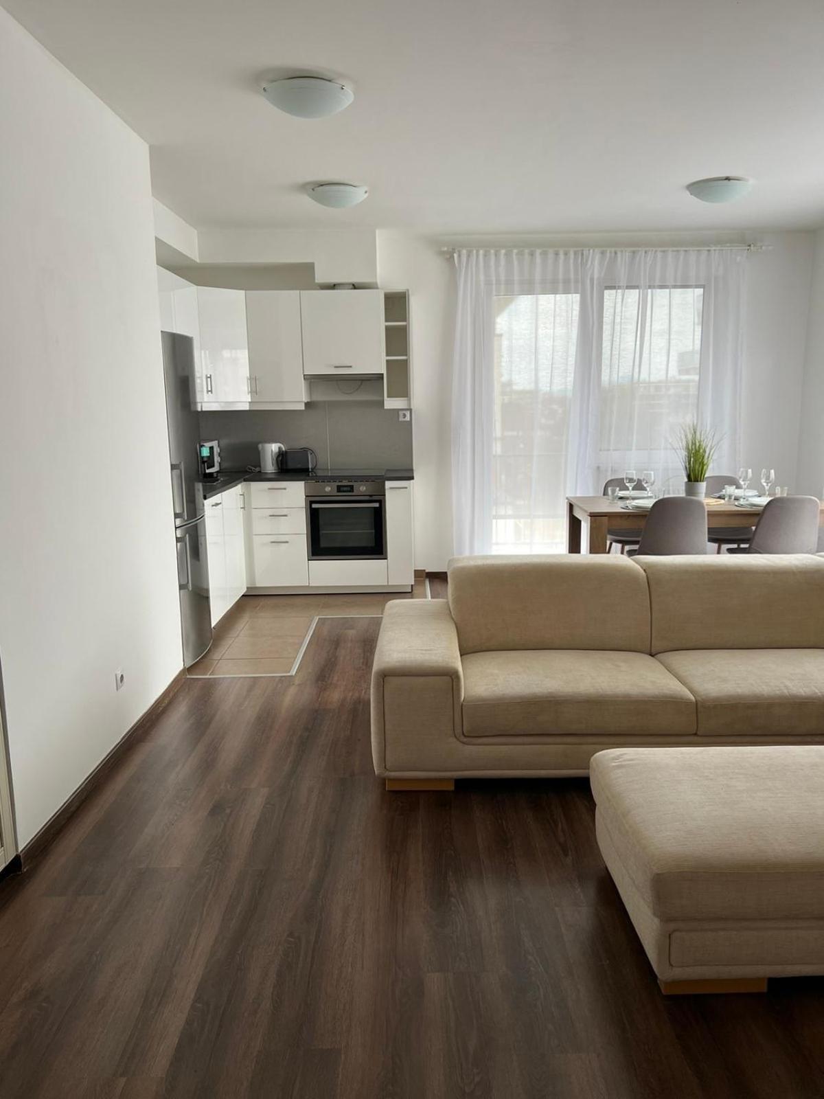 Lux Cordia With Free Parking Appartamento