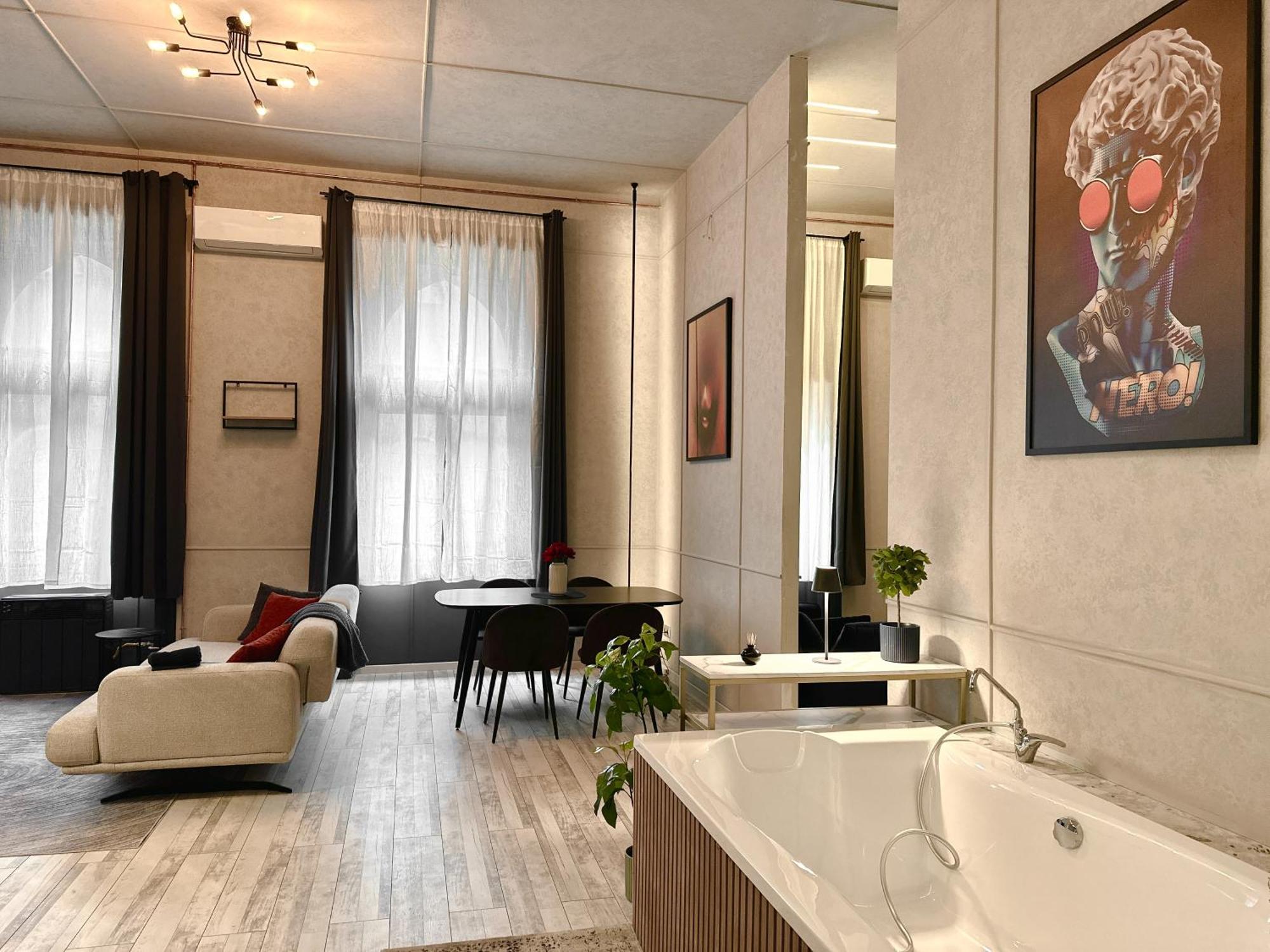 Izabella Downtown Delight Apartment *