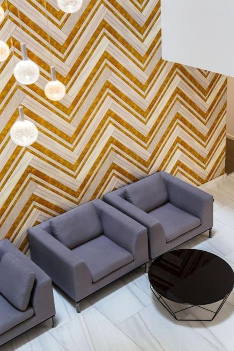 Golden Sunshine On Corvin Promenade - 506 Appartamento