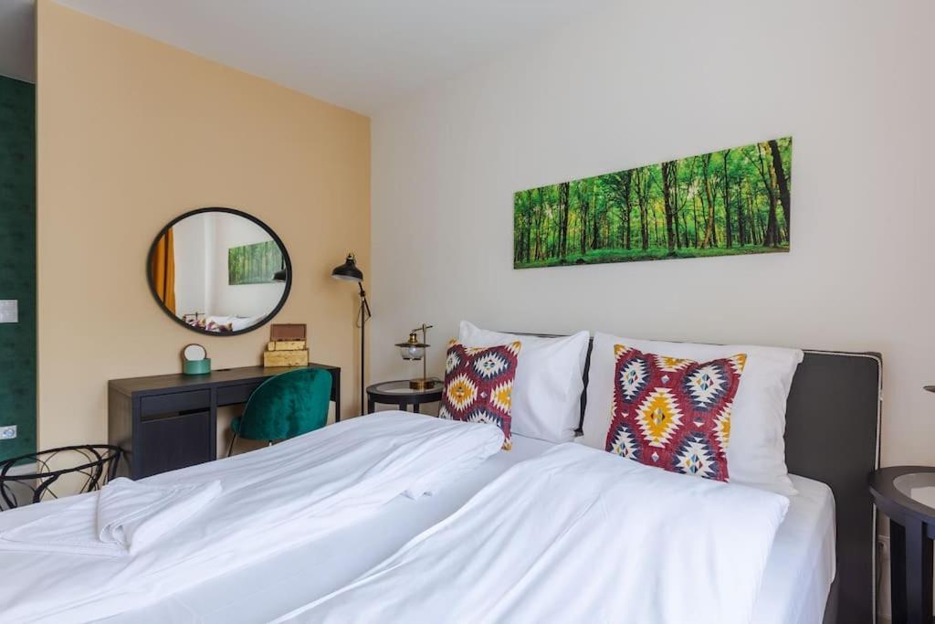Appartamento Golden Sunshine On Corvin Promenade - 506