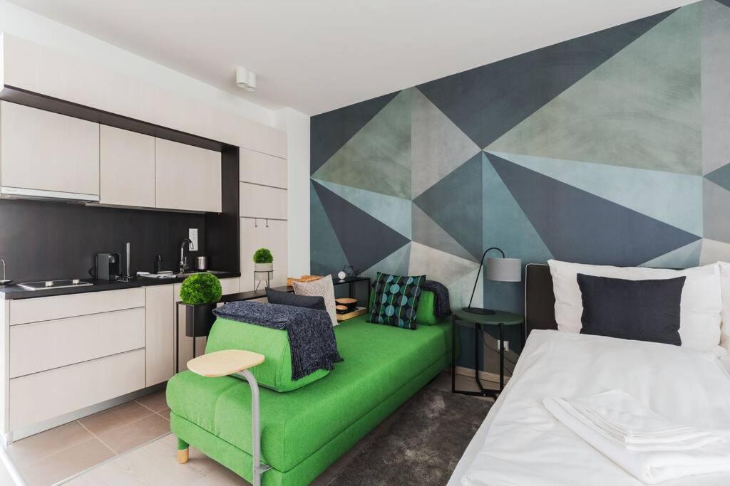 Private Hideaway On Corvin Promenade - 021 Apartment