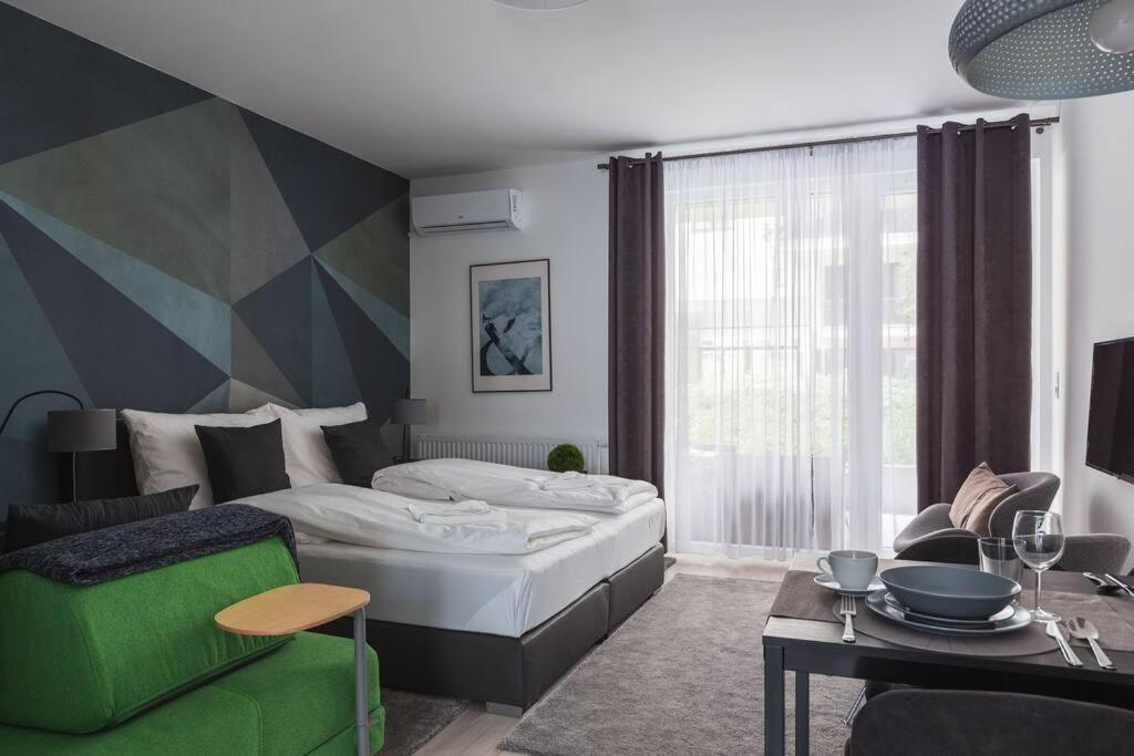 Apartamento Private Hideaway On Corvin Promenade - 021 Budapest