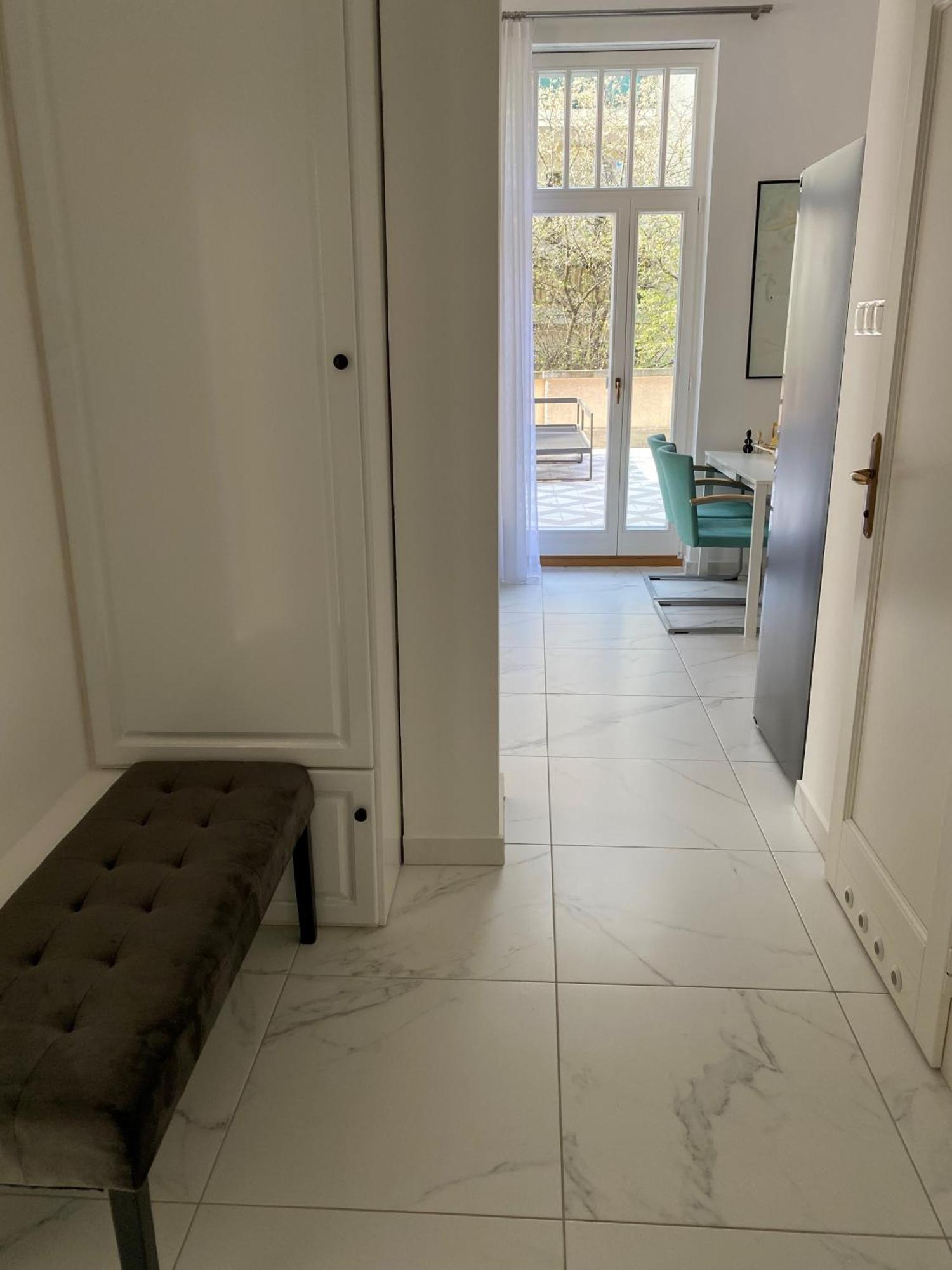 Superb With Ac 40 Sqm Terrace In The Greens Of Buda Centre