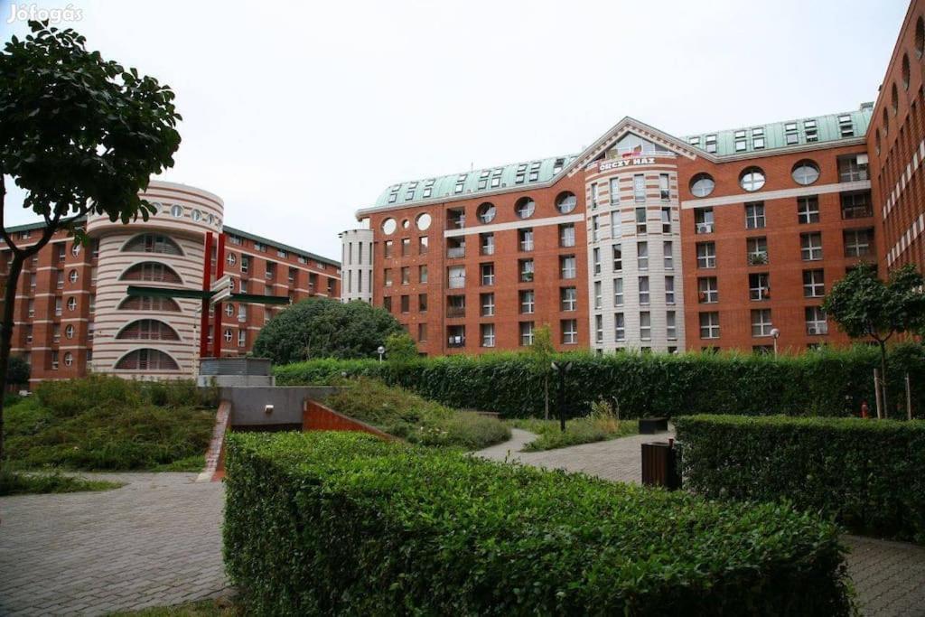 Orczy Forum With Free Parking Appartement *