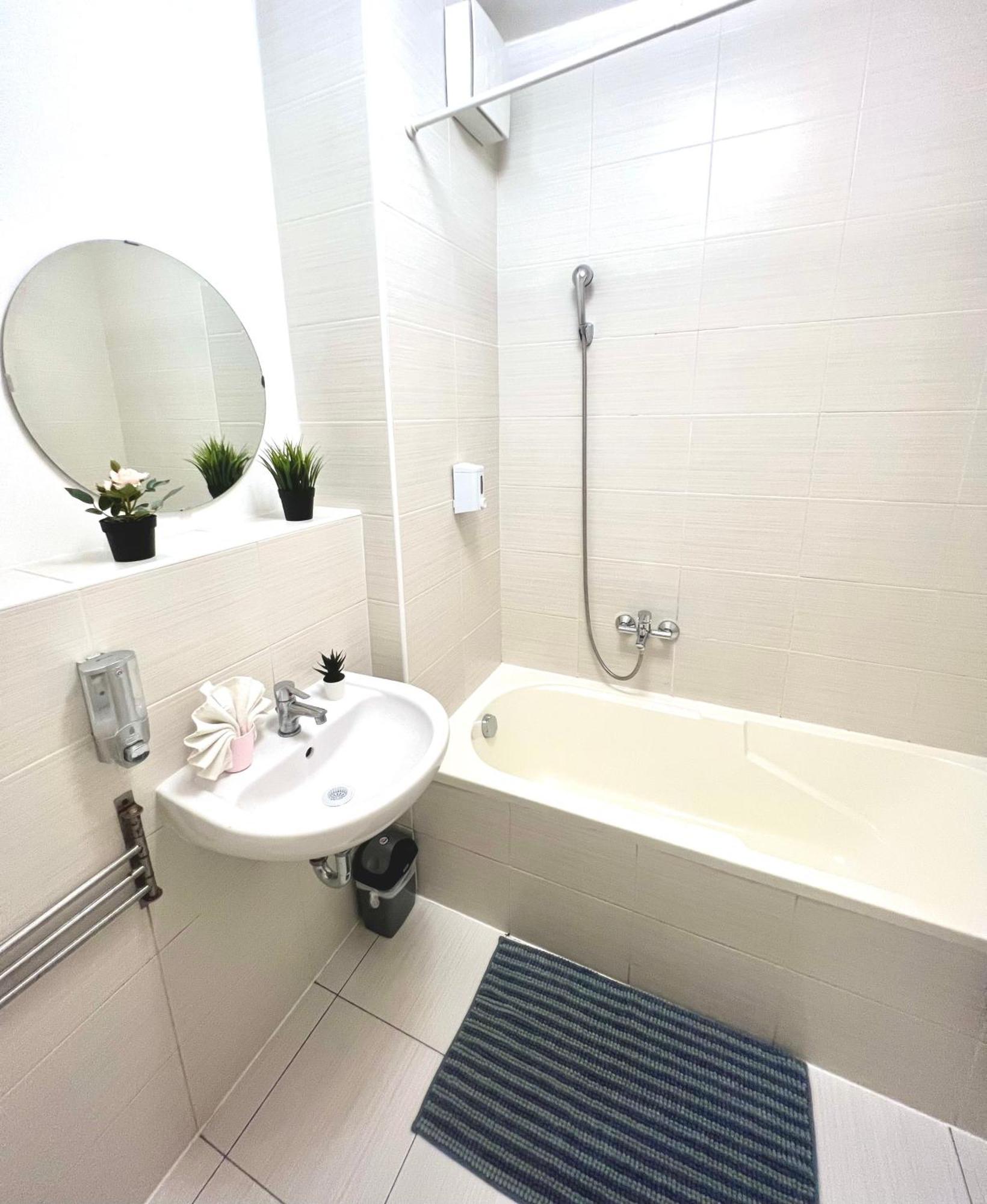 Downtown With Free Parking Apartamento Budapest