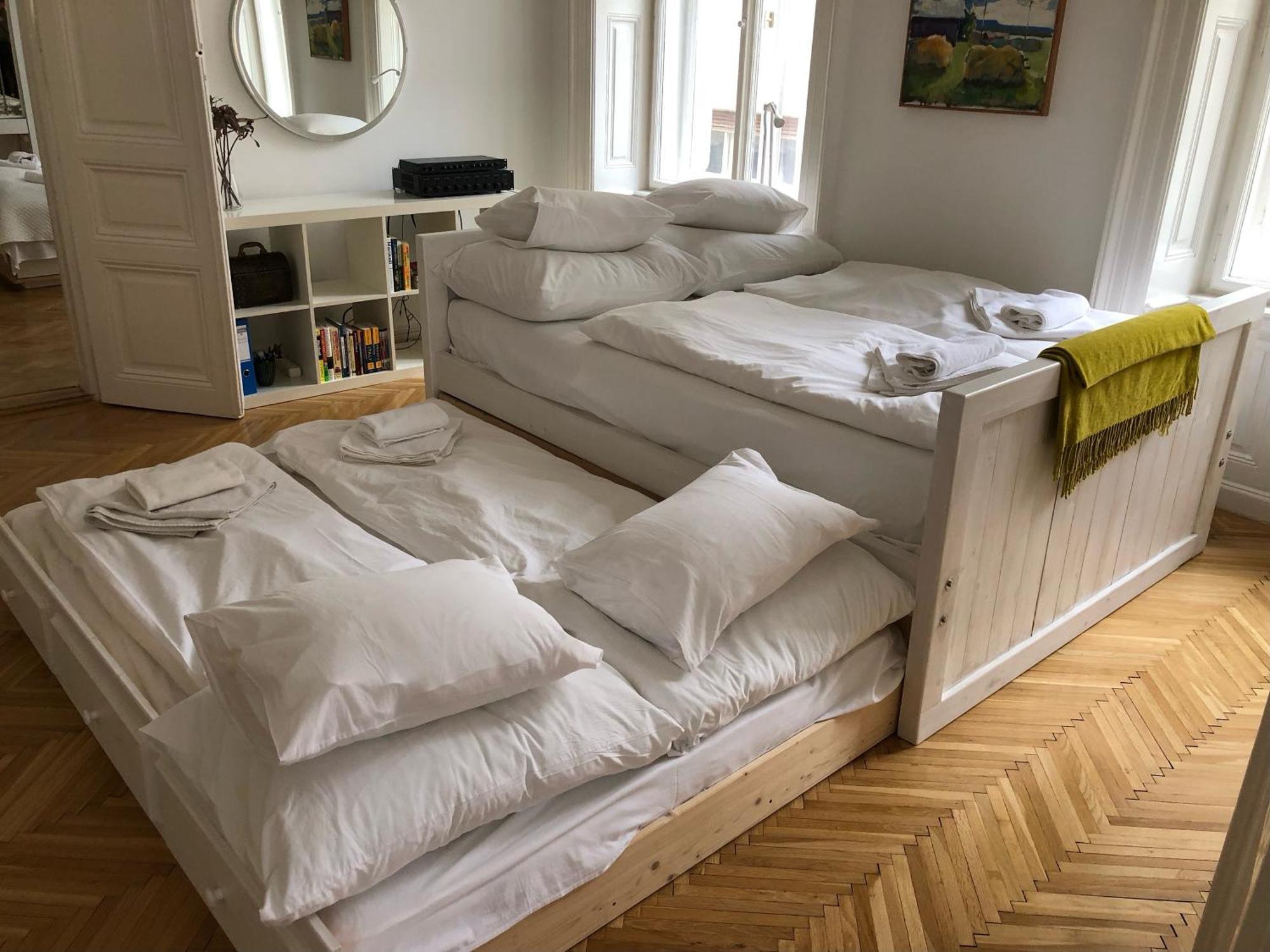 Highrise Art Apartment