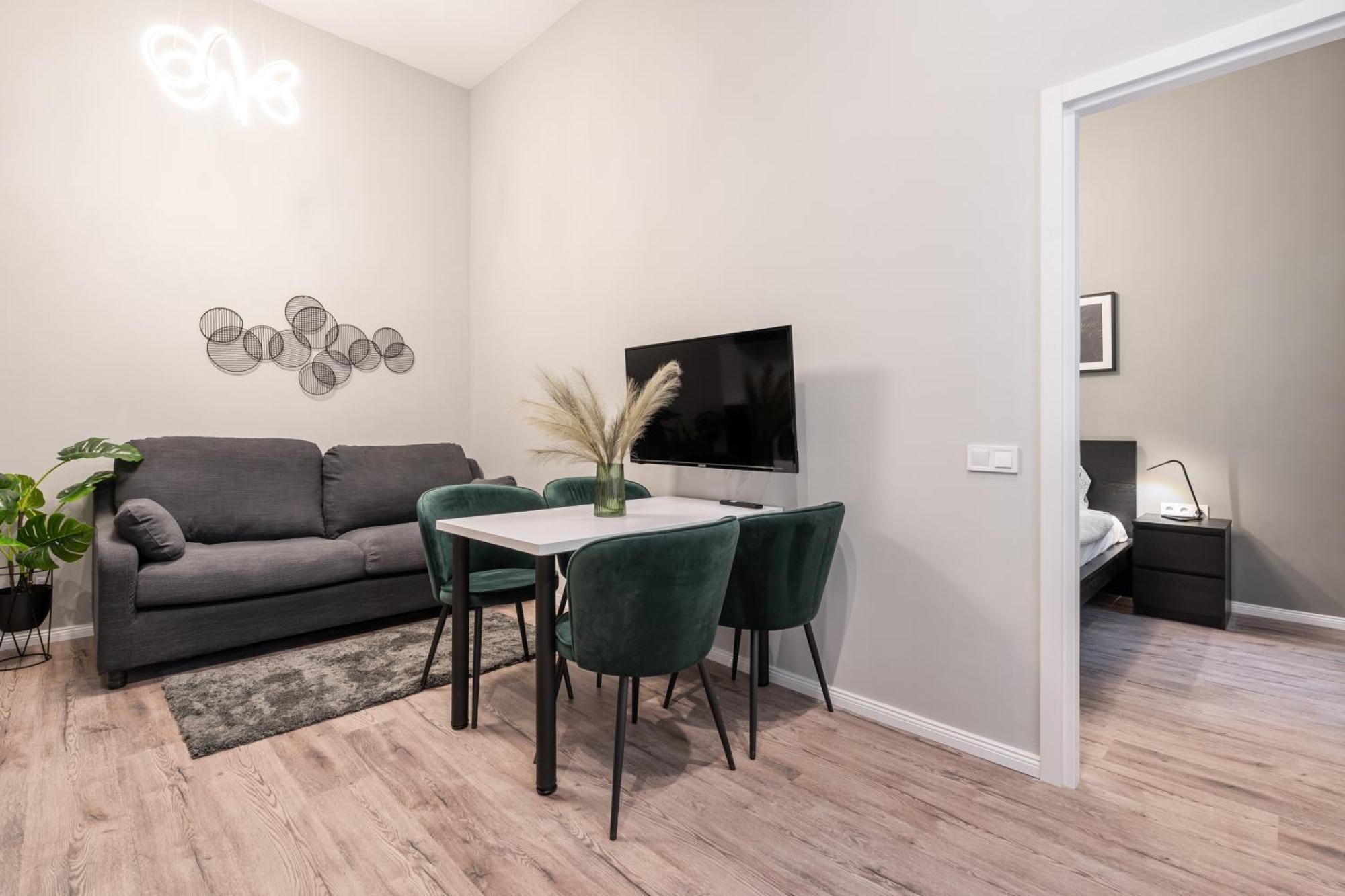 A27- Boutique Apartments, Location By Bqa *