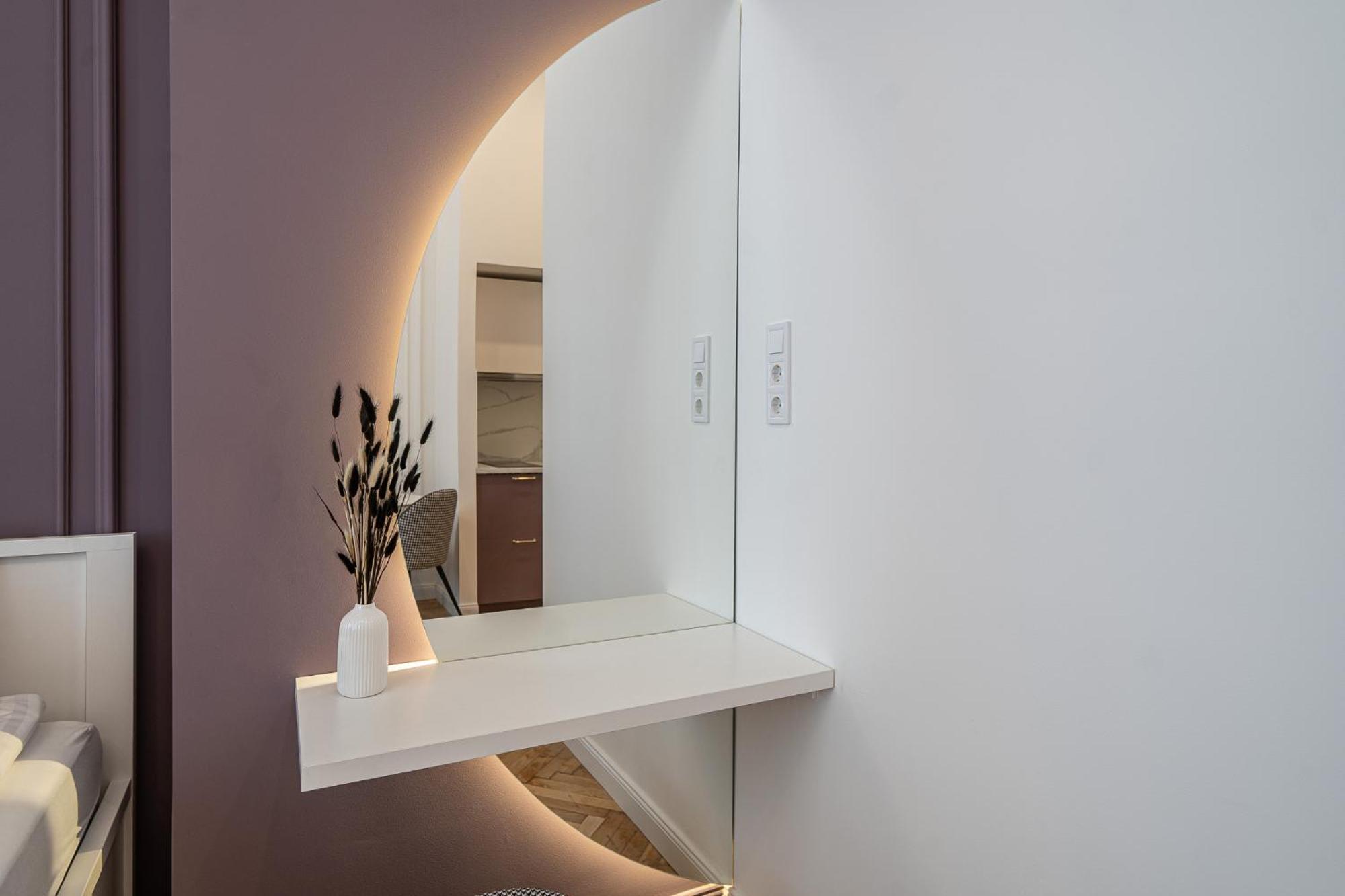 A27- Boutique Apartments, Location By Bqa Apartmán *