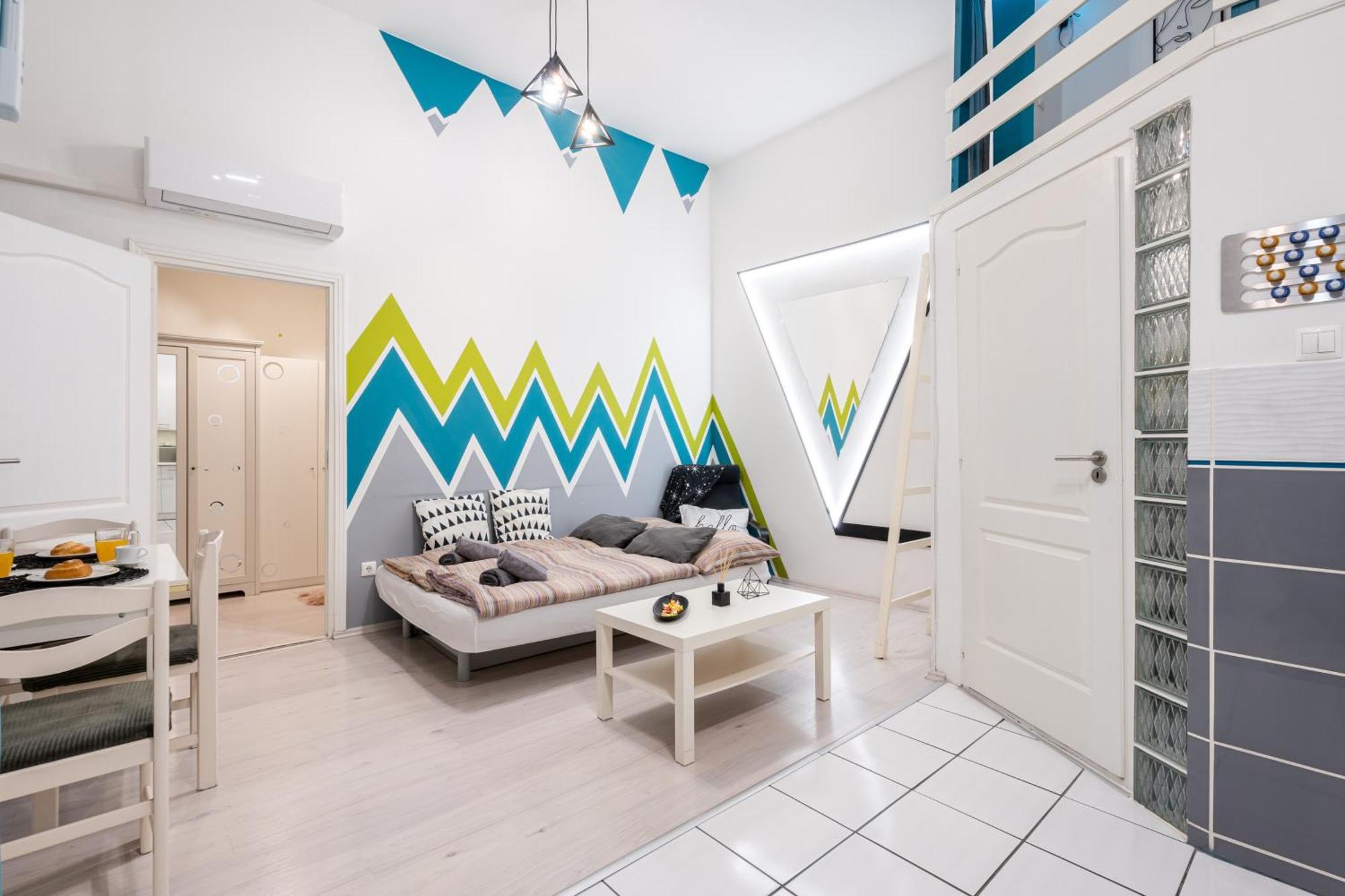 Apartment Triangle - Free Parking! Budapest