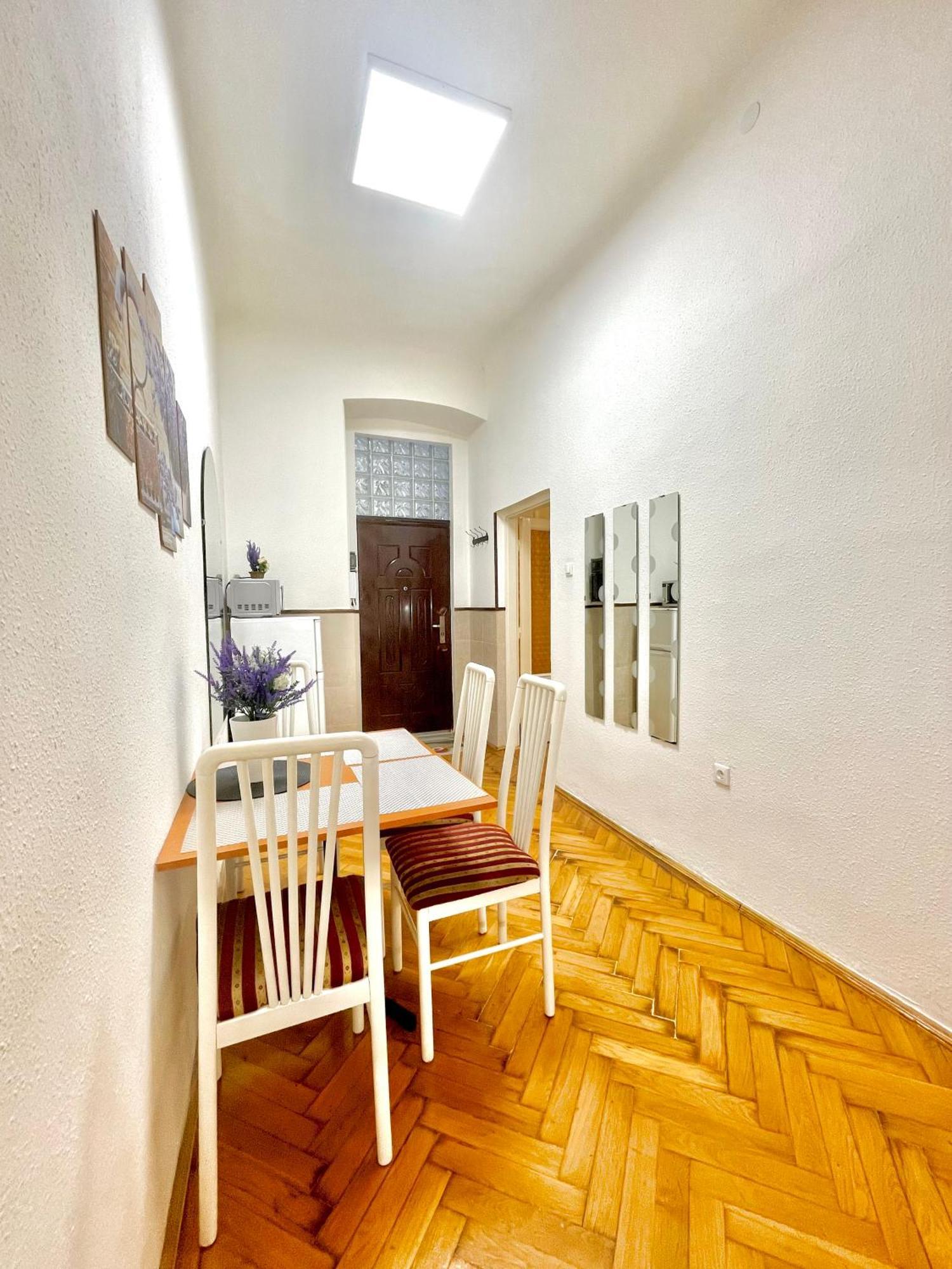 Apartamento Big Cosy Near The Famous Westend City Center *