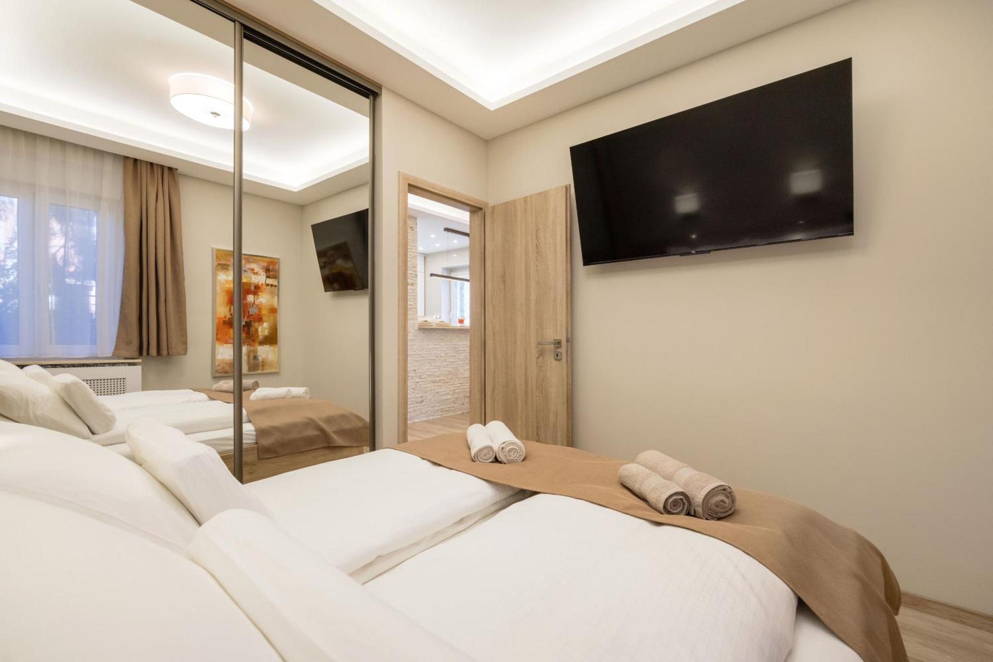 Appartamento District Flat *