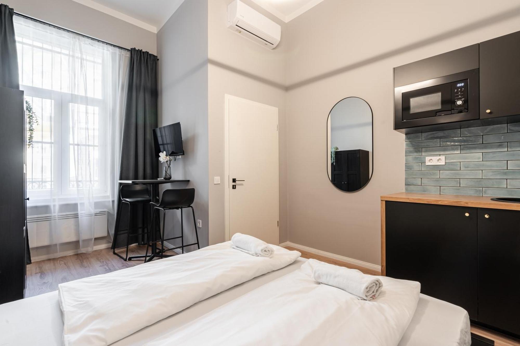 R38 Boutique Apartments, Location By Bqa Apartment