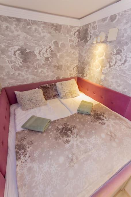 Soho Heartbeat Hideaway By Nw *