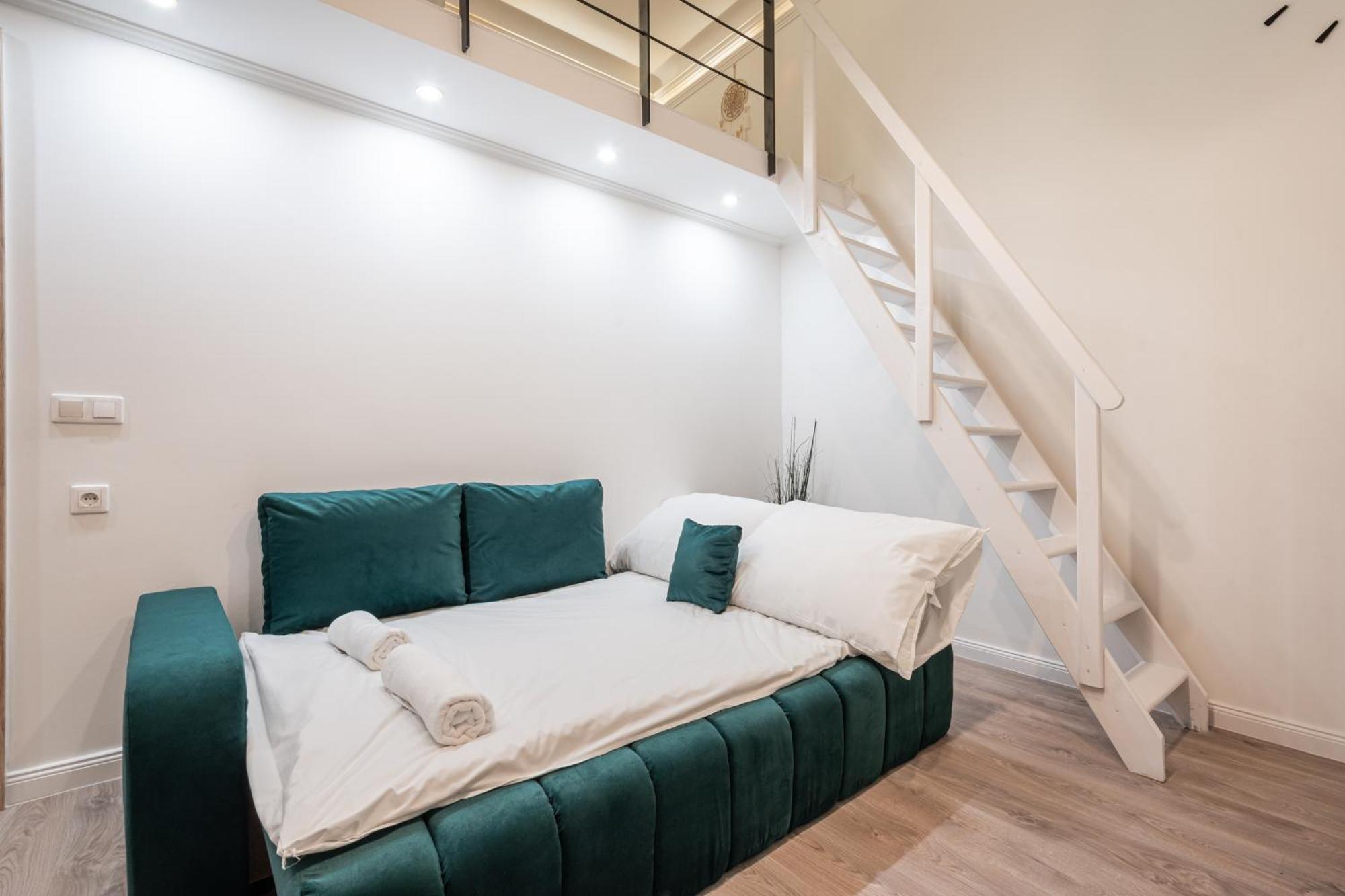 B70-1 - Park Panorama - Location By Bqa Apartment