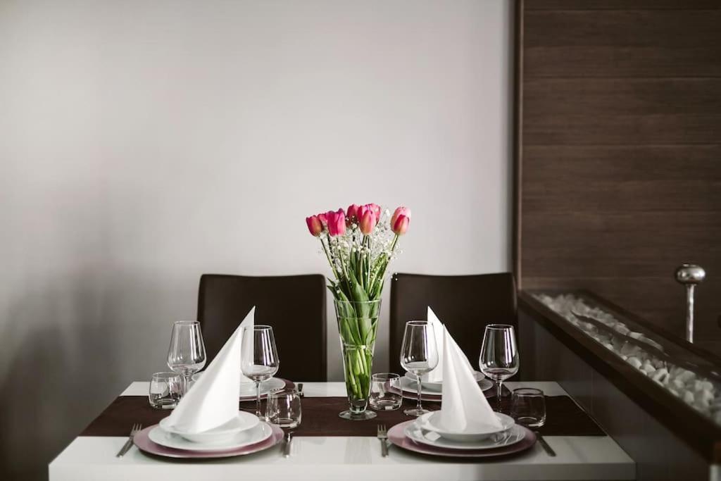 Apartamento Lovely Purplish Heart Of The Budapest