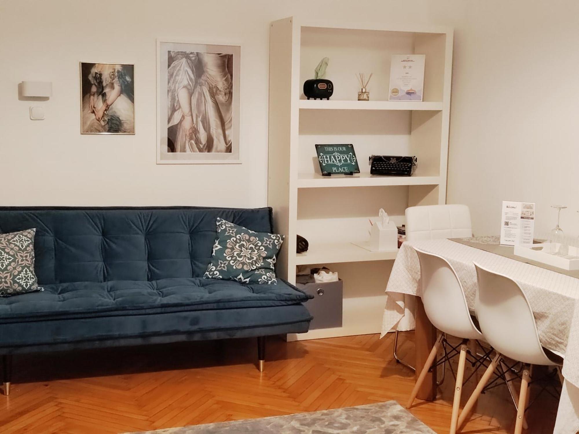 Hi!5 Spacious Palotanegyed Apartmán