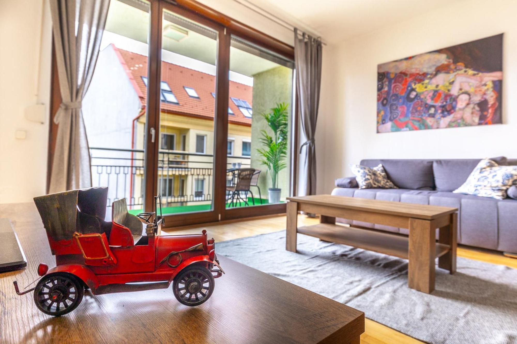 Kazinczy 52 B Budapest
