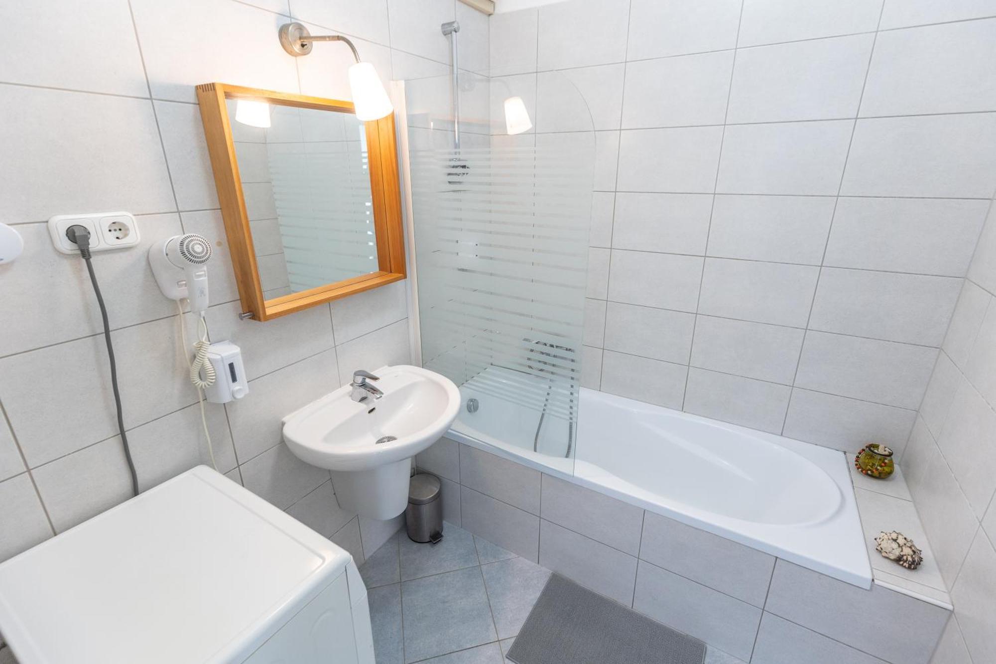 Kazinczy 52 B Budapest