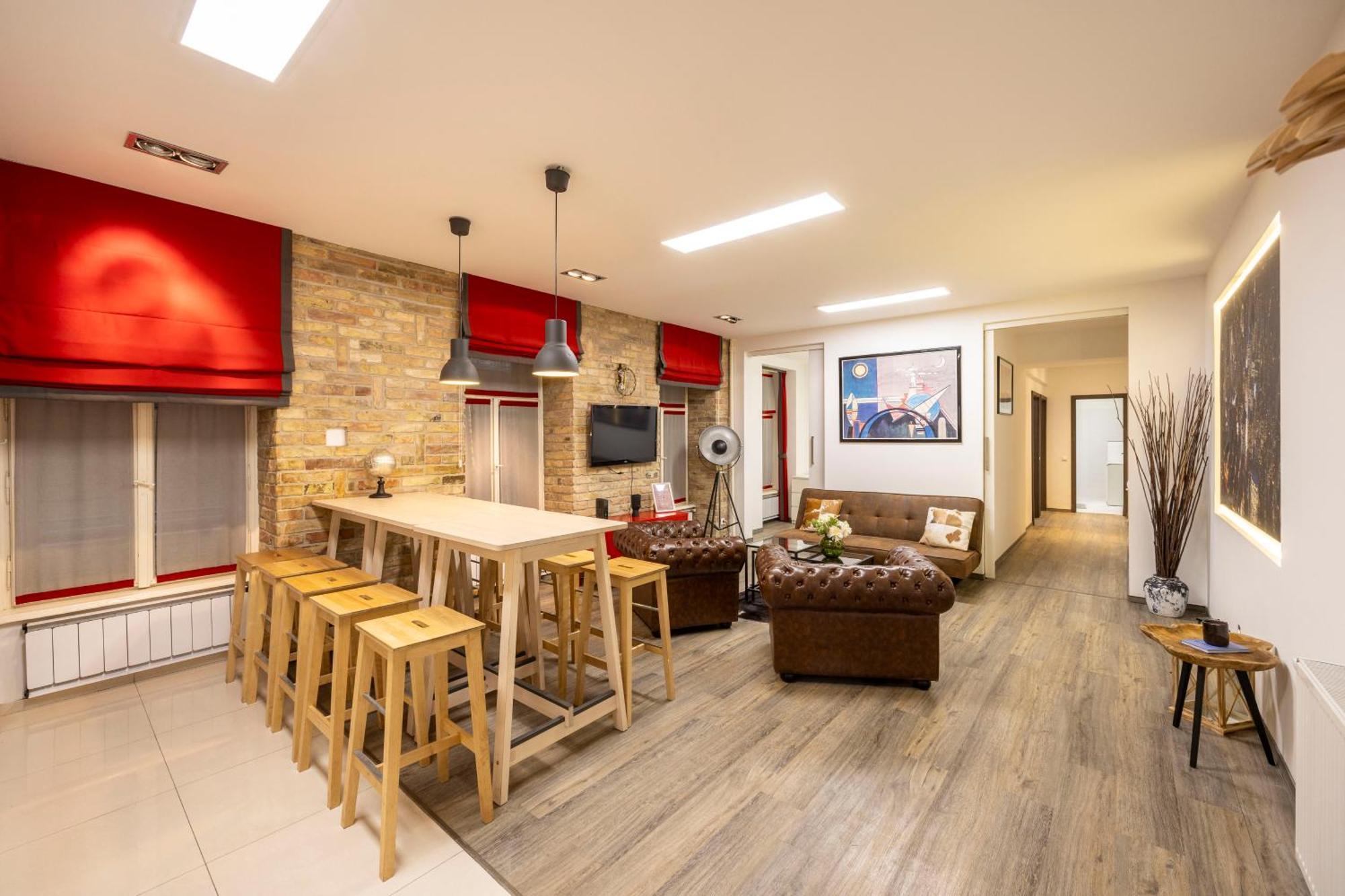 Apartmán Deluxe Elizabeth W/ 4bedrm, 2bathrm, 1lvngrm