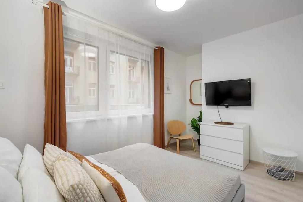 Apartament Terrace Vista-modern 2br Retreat *