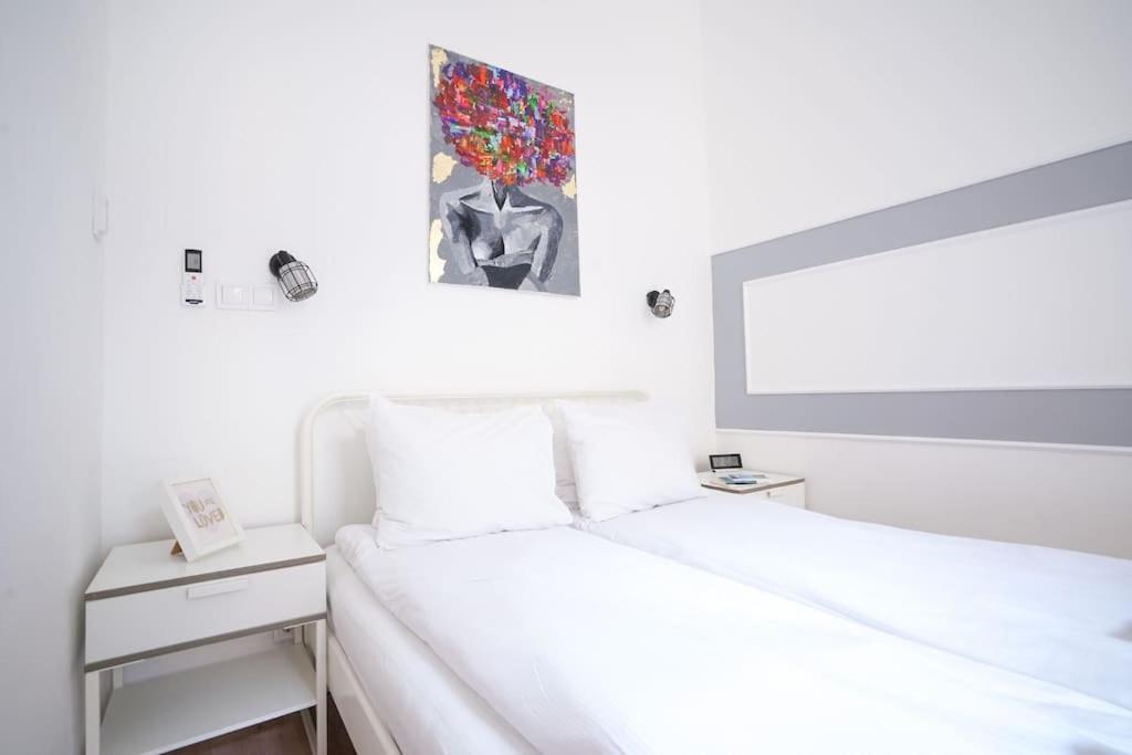 Venus - Klauzal Ter I Apartment