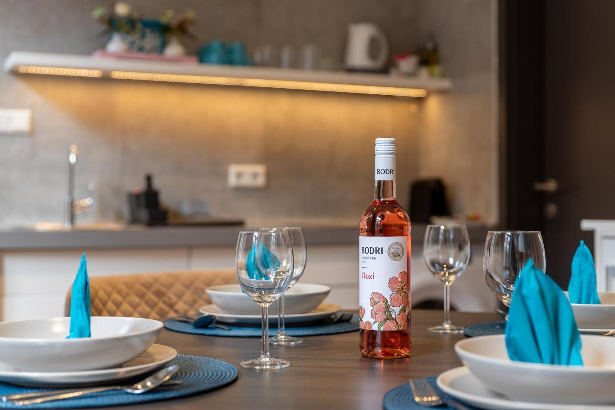 Andrassy Heritage Deluxe Apartamento Budapest