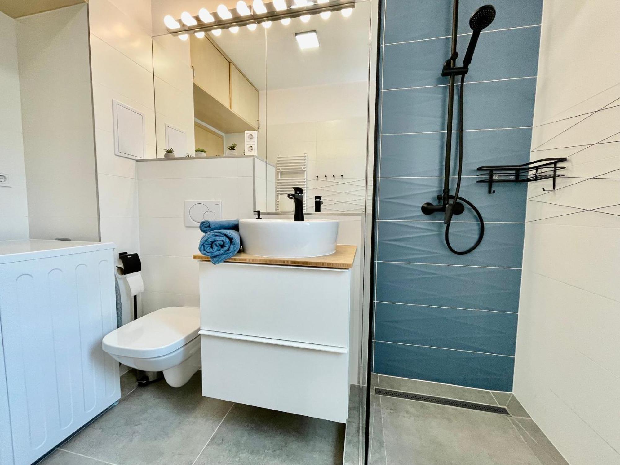 Feel Deluxe Corvin # Free Parking # Ac # Elevator Apartamento *