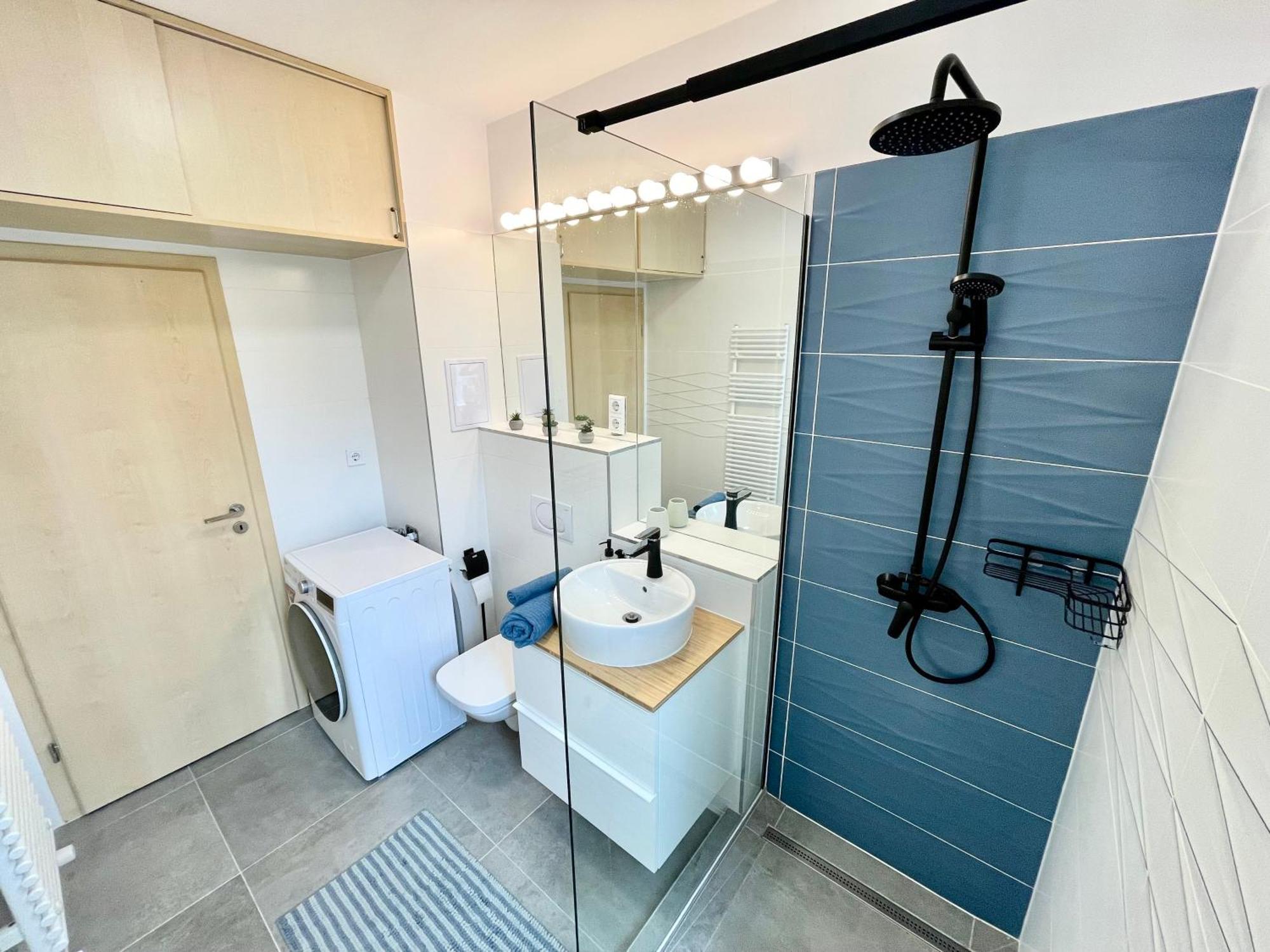 Feel Deluxe Corvin # Free Parking # Ac # Elevator