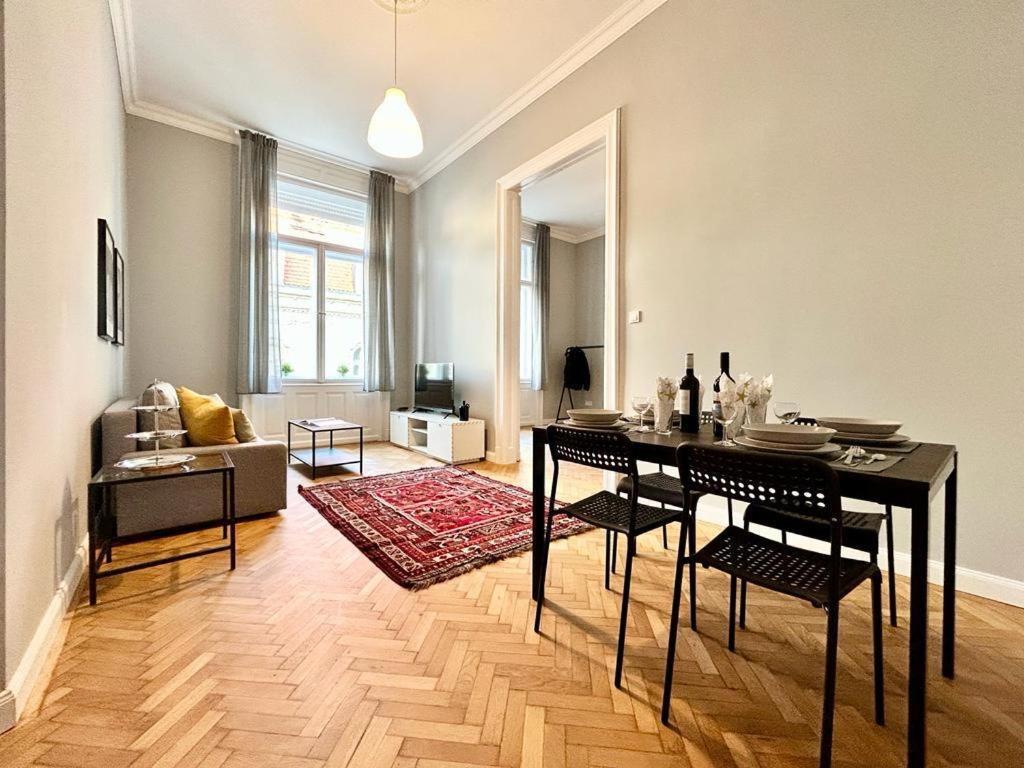 Apartamento Gellert Danube Panorama *