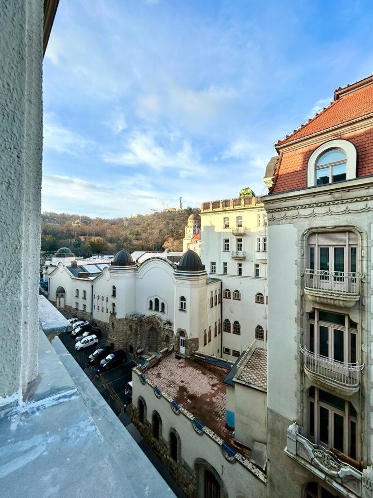 Gellert Danube Panorama *