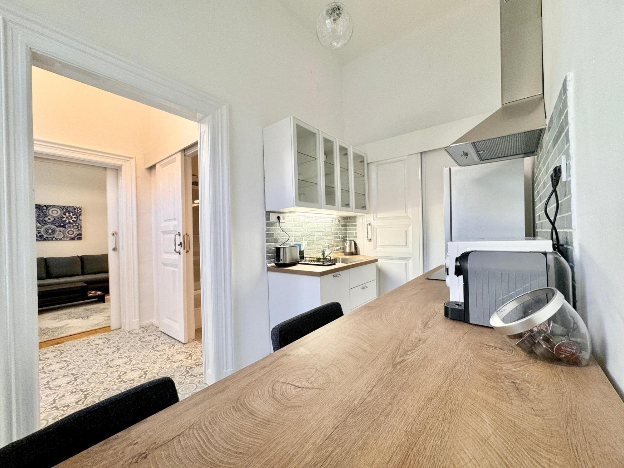 Bella Center Apartment *