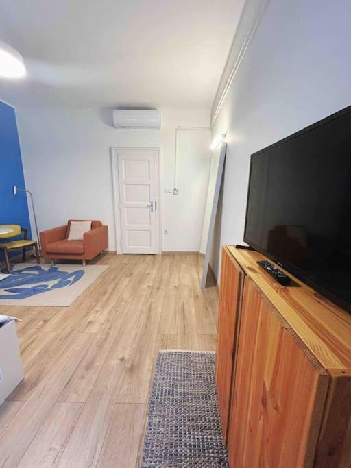 Stray Birds Fashion With 2ppl/wifi/ac * Budapest