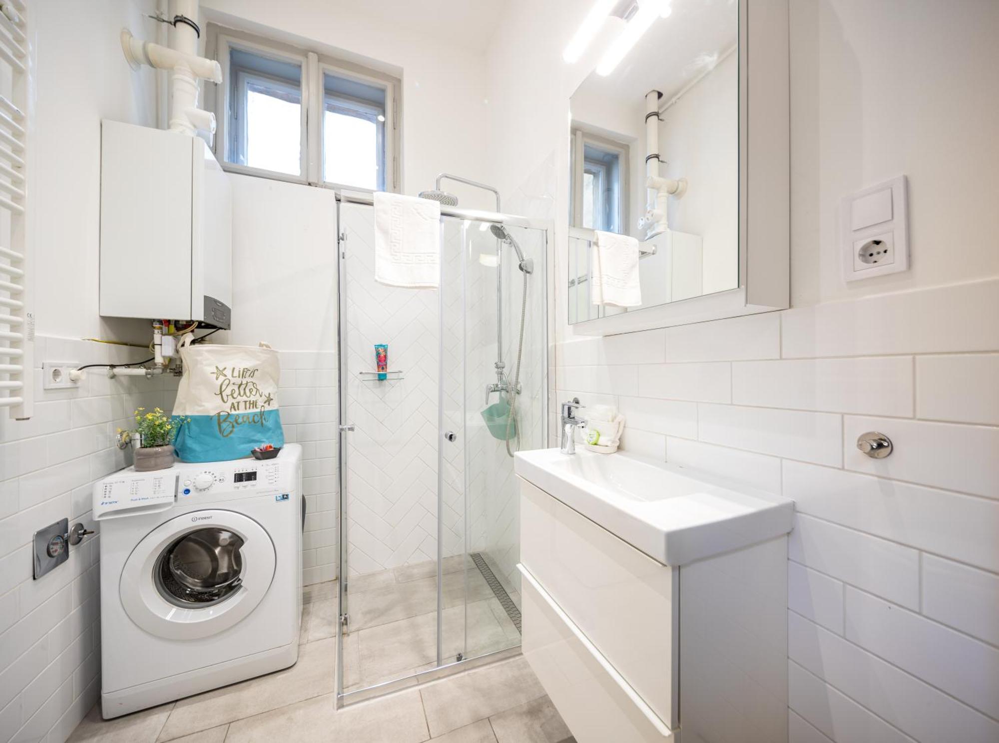 Apartment Market *